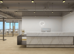 <b>计充满艺术张力取戏剧性</b>